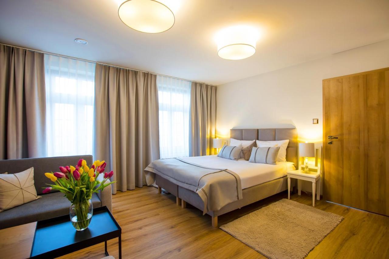 Hotel I Restauracja Na Skarpie Zabkowice Slaskie Esterno foto