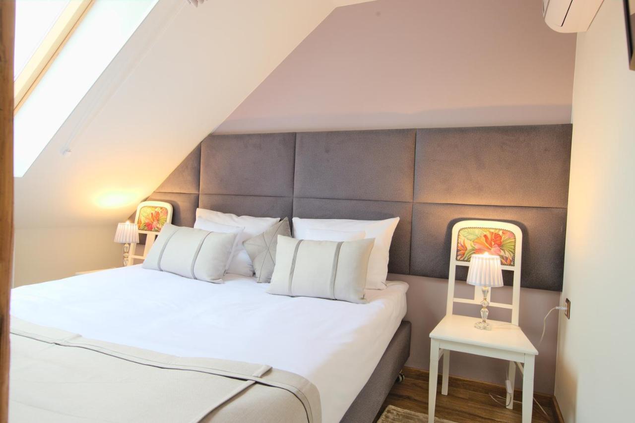 Hotel I Restauracja Na Skarpie Zabkowice Slaskie Esterno foto
